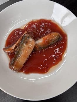 155g with 85g Canned Sardine tomato sauce Shelf Life - Fujian Yunshang Food Co.,ltd - China