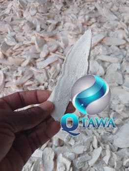 HIGH-QUALITY PEELED AND NON-PEELED CASSAVA CHIP FROM NIGERIA Type DRIED Organic Yes Shape CHUNKS Features CHUNKS Texture DRIED HARD - QTAWA INTERNATIONAL BUSINESS LTD - Nigeria