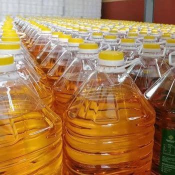 Sunflower oil Delivery Form Barrel, Bottle Features Halal, No Preservatives, Organic, Without Additives, Without Colourants - Uzair and Company - Pakistan