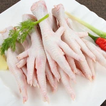 Hot Sale Premium Grade a Halal IQF Frozen Chicken Feet/Paws with Vitamins & Low-Salt Vacuum Pack for Human Consumption - Carla Pisselli Commercio - Brazil