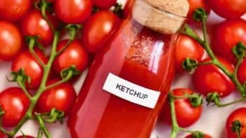 Tomato Ketchup Brand Name Q&N Flavors Packaging White and - Q&N Flavors - Pakistan
