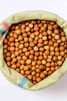 Areca Nut Form Solid Style Dried Shape Whole Origin Indonesia Features Organic Texture Hard & Dry Max Moisture 5 - 8% Type Dried Areca Nut - PT Sumber Niaga Alam Sejahtera - Indonesia
