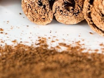 Cinnamon Powder (Dalchini Powder) Form Ground Origin India Purity 99% Min Aroma Sweet, Warm Packaging Size > 1000 g Moisture Content Max 10% - Kitch Pulses and Spices - India