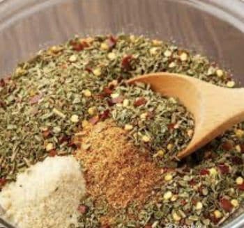 Oregano, chilli flakes, mixed herbs ,Italian seasoning ,peri peri - Neo Palates Pvt Ltd - India