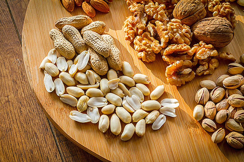 nut-types The Protein Powerhouse: How Nuts Revolutionize Vegetarian and Traditional Diets